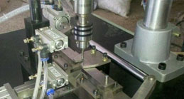 模內(nèi)攻牙機(jī)有哪些優(yōu)點？